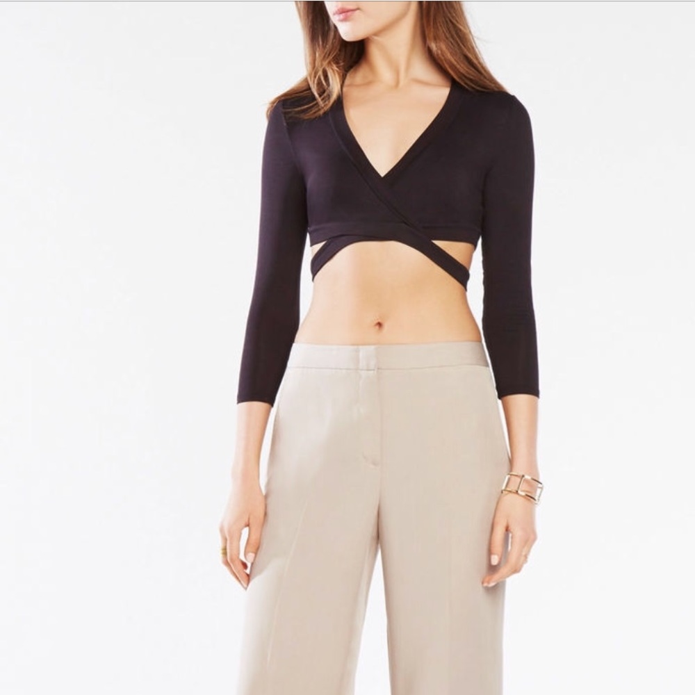 ⛔️SOLD⛔️$39 BCBGMAXAZRIA cropped long sleeve Top - Picture 2 of 7